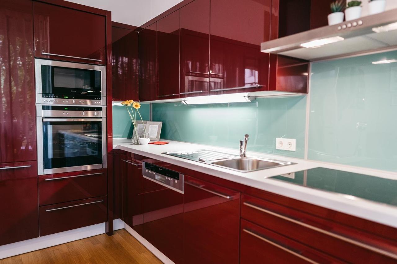 Luxury Downtown Appartement Mit Garage Graz Luaran gambar